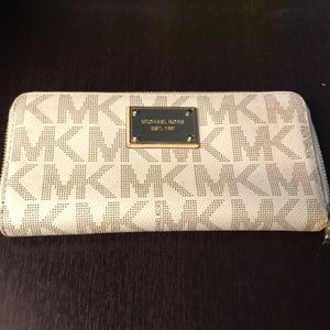 Michael Kors wallet
